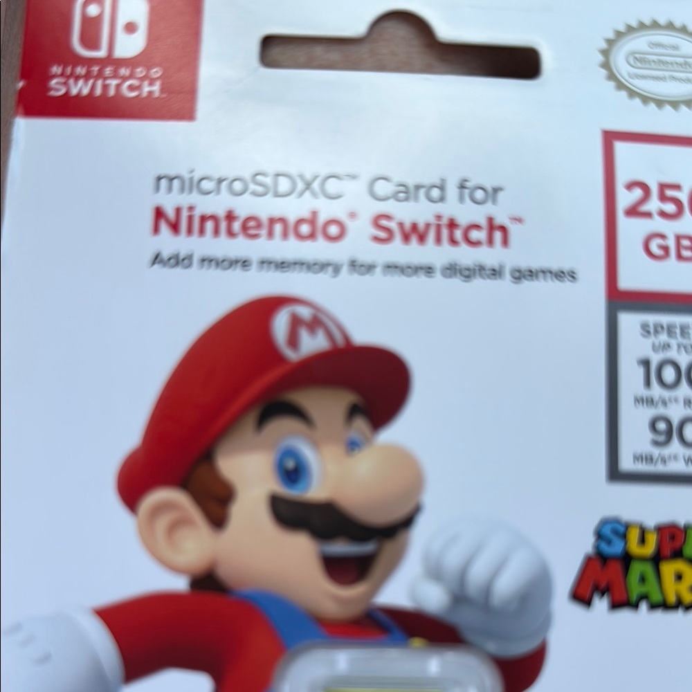 Nintendo Switch SanDisk 256GB microSDXC Card - Red and White - Picture 4 of 7